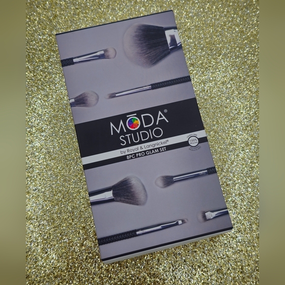 Moda Studio 8pc Pro Glam Brush Set - Picture 3 of 4